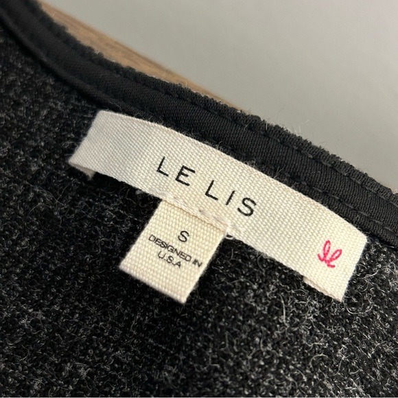 💕 LE LIS Elegant Black Wrap bell sleeves Dress S - Picture 10 of 12